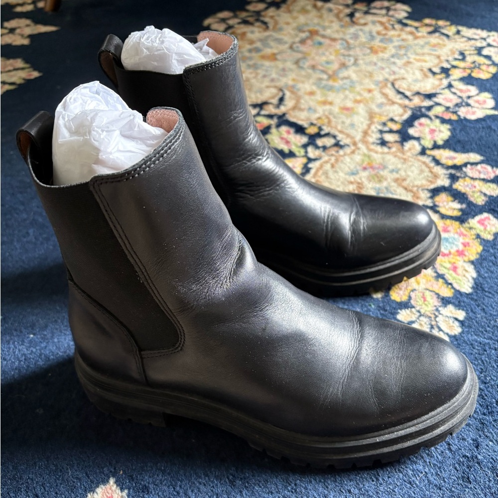 Madewell Chunky Chelsea Boots 8.5 - Picture 3 of 7